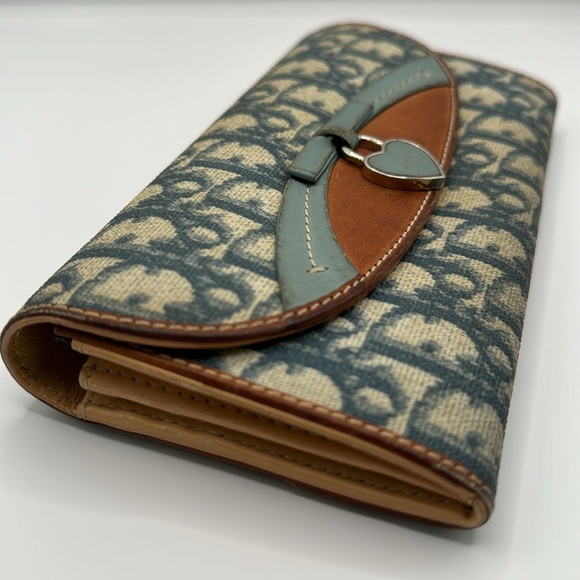 Dior Oblique Heart Lock Charm Wallet Blue Cream Authentic Bifold EUC - Picture 5 of 16